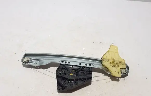 Renault Megane E-Tech Front window lifting mechanism without motor 807206782R