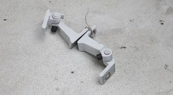 Volkswagen Atlas Cross Sport Front door hinge set 8V5833403C