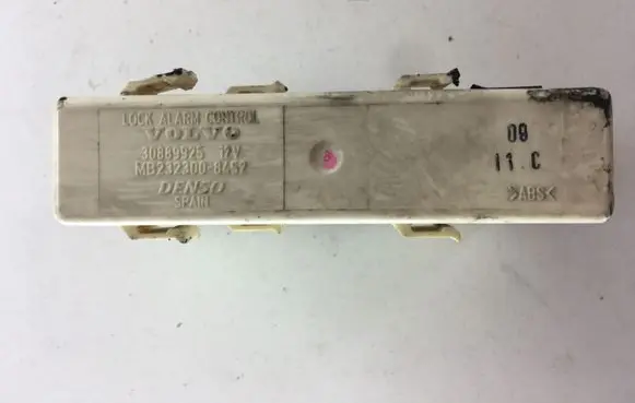 Volvo S40, V40 Door central lock control unit/module 30889925