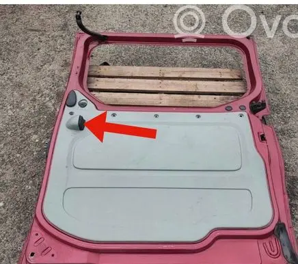 Opel Vivaro Sliding door trim 
