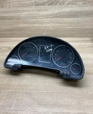 Audi A4 S4 B7 8E 8H Speedometer (instrument cluster) 8E0920932 026366426