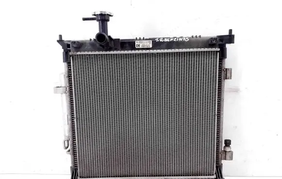 Nissan Note (E12) Radiator set 214103VA1A 921003VA1A