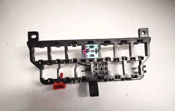 Volkswagen PASSAT B5.5 Sensor 8d0937503e