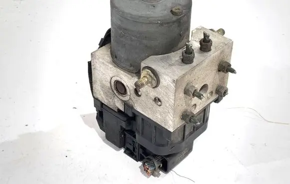 Toyota Corolla Verso E121 ABS Pump 4451002050