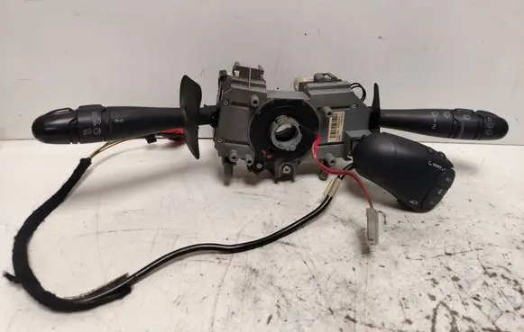 Wiper turn signal indicator stalk/switch
