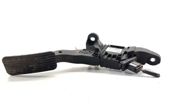 Hyundai Kona I Accelerator throttle pedal 32700XXXXX