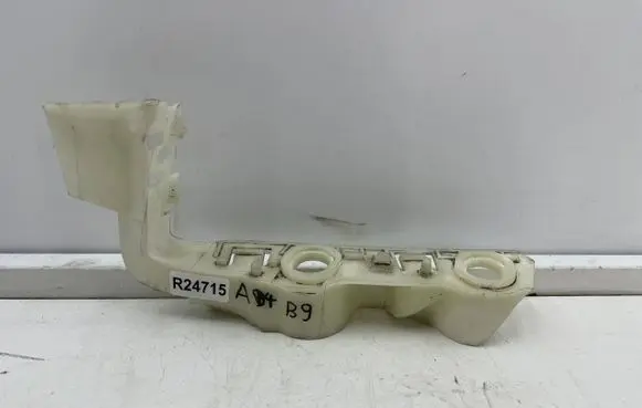 Audi A4 S4 B9 Front bumper mounting bracket 8W0807284