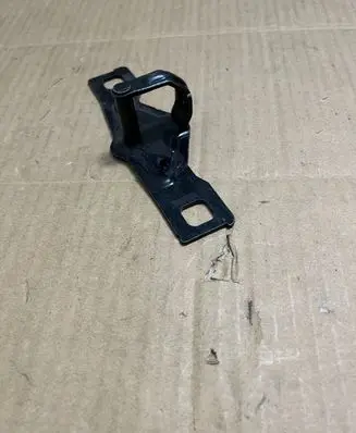 Audi A3 S3 8V Rear door lock loop/hook striker 8V5827507