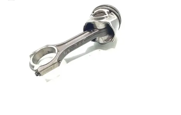 KIA Rio Piston with connecting rod 