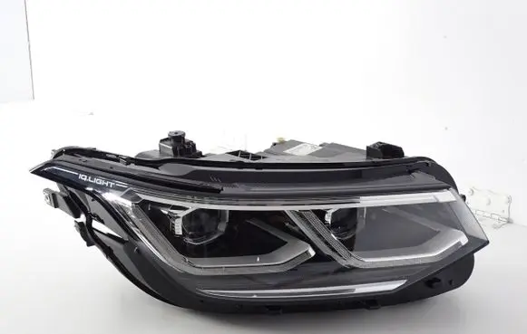Volkswagen Tiguan Headlight/headlamp 5NB941082G