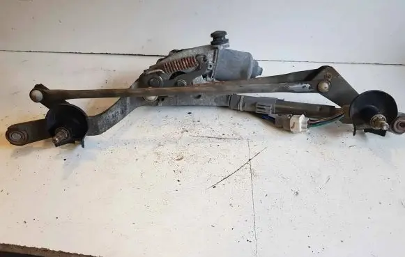 Toyota Auris 150 Front wiper linkage and motor 8511002190 1593000831