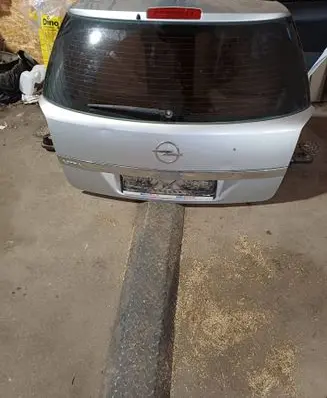 Opel Astra H Tailgate/trunk/boot lid 
