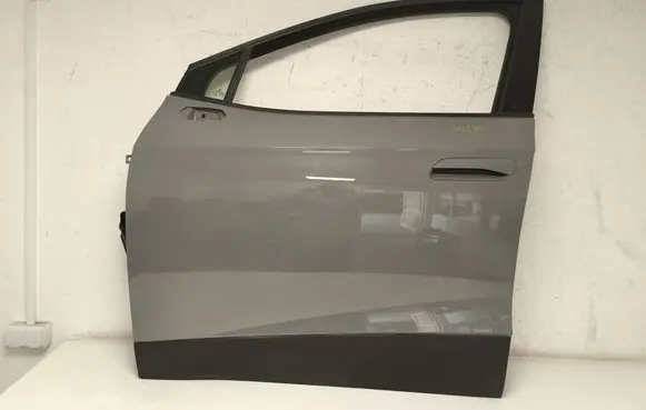 Volkswagen ID.4 Front door 