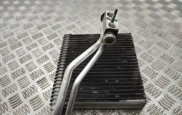 Air conditioning (A/C) radiator (interior)