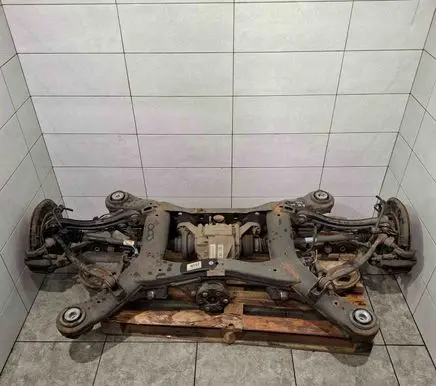 Mercedes-Benz R W251 Rear axle beam A1643501614 A2513501410