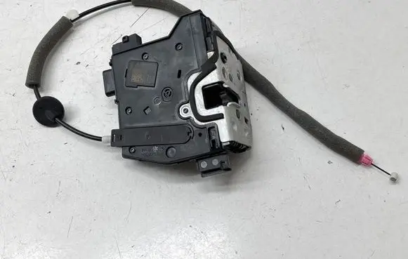 Jeep Grand Cherokee WL Rear door lock 68366542AD 17236D A0723