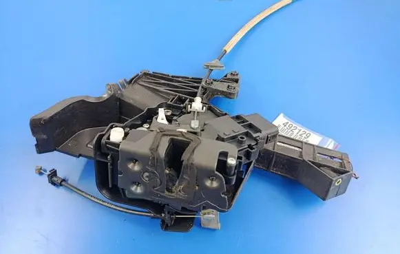 Ford Focus C-MAX Rear door lock 4M5AA26413BE