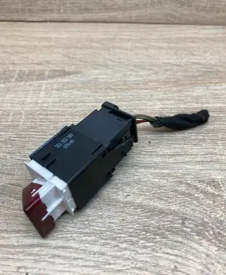 Volkswagen PASSAT B6 Hazard light switch 3C8953509 WithPlug