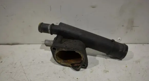 Thermostat/thermostat housing