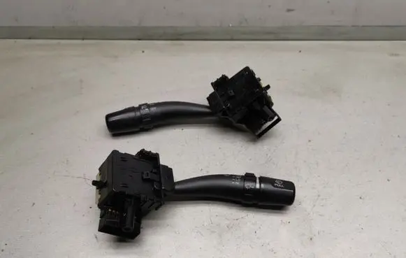 Hyundai Sonata Wiper turn signal indicator stalk/switch 934203K000 934103K100