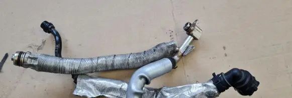 Audi A3 S3 8V Engine coolant pipe/hose 06K121065Q