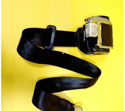Audi A6 S6 C5 4B Middle seatbelt (rear) 560380800
