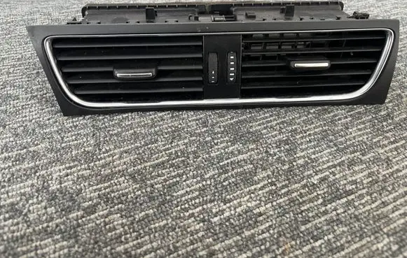 Audi A4 S4 B8 8K Dash center air vent grill 8T1820951B