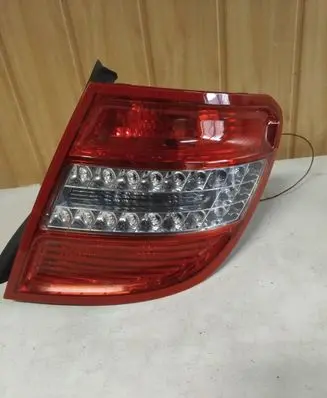Mercedes-Benz C W204 Rear/tail lights A2048202464 763024 E122922A01A