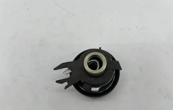 Volkswagen Caddy Generator/alternator belt tensioner 030109243K