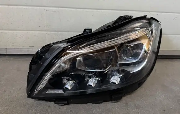 Mercedes-Benz CLS C218 X218 Headlight/headlamp A2188204159