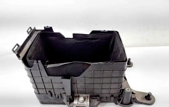 Battery box tray