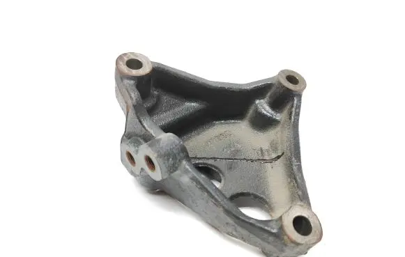 Toyota C-HR I Engine mounting bracket 47080