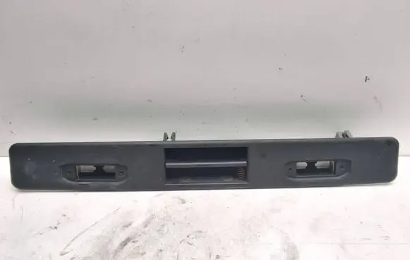 Volvo XC90 Trunk door license plate light bar 31253018 30699743