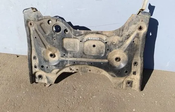 Peugeot Expert Front subframe 120117