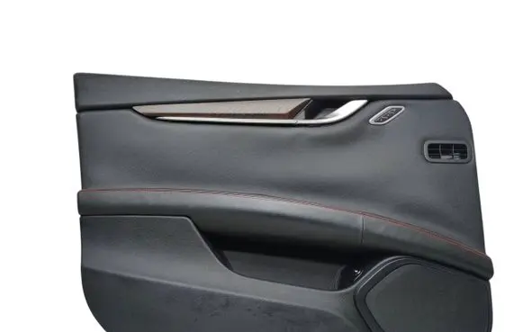 Maserati Ghibli Front door card panel trim