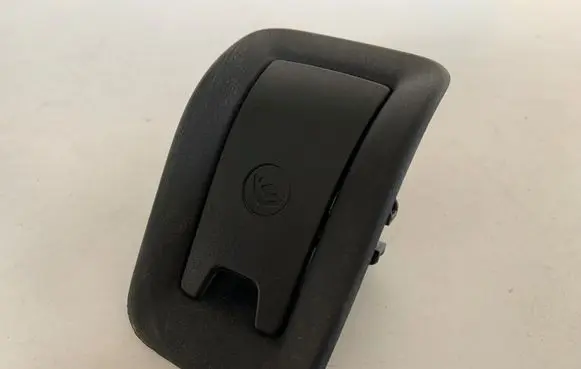Audi A4 S4 B9 ISOFIX cover 8W0887233A 8W0887233B 8W0887187
