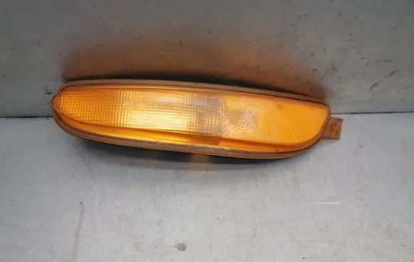 Chrysler 300M Front indicator light CC4805139