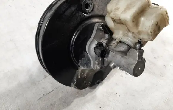 Volkswagen Golf Plus Brake booster 1K1614105BM