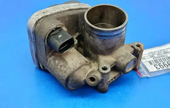 Volkswagen Polo Throttle body valve 036133062N