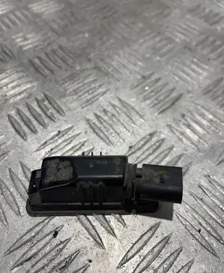 Volkswagen Polo V 6R Number plate light 1K8943021