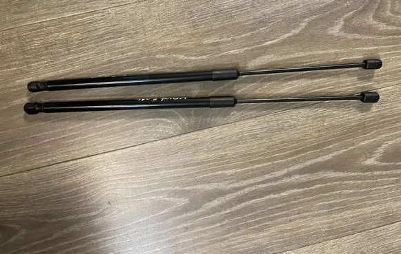 Opel Mokka B Tailgate/trunk strut/damper 9834877880