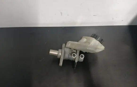 Volvo V70 Master brake cylinder 03350885561