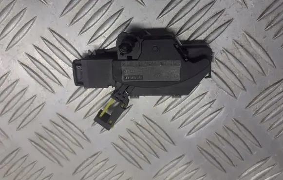 Renault Scenic II - Grand scenic II Clutch pedal sensor 8200110893