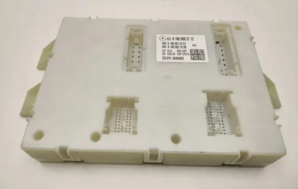 Mercedes-Benz ML W166 SAM control unit A1669003712