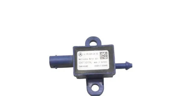 Mercedes-Benz A W176 Airbag deployment crash/impact sensor A1769052400