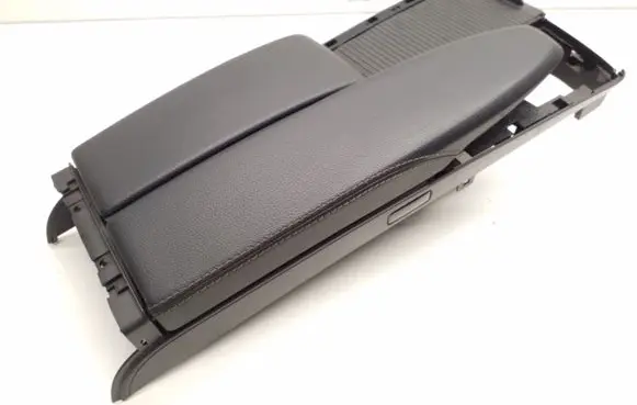 Mercedes-Benz E W212 Armrest A2046801339