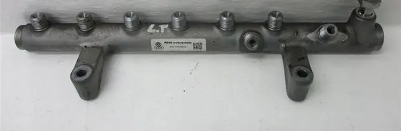 Audi Q7 4L Fuel main line pipe