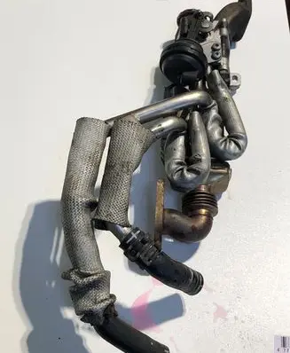 Volkswagen Phaeton EGR valve cooler 07Z131512K 011059