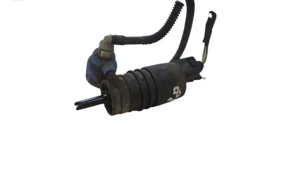 Volkswagen PASSAT B6 Windscreen/windshield washer pump 20180605 26259 8790