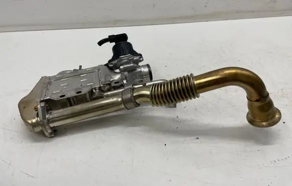 Mercedes-Benz CLA C118 X118 EGR valve cooler A6541400300